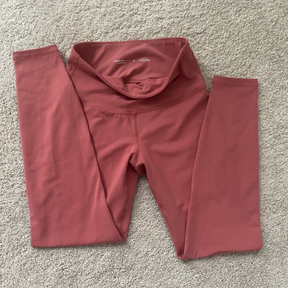 Old navy Pink GoDry legging Size S